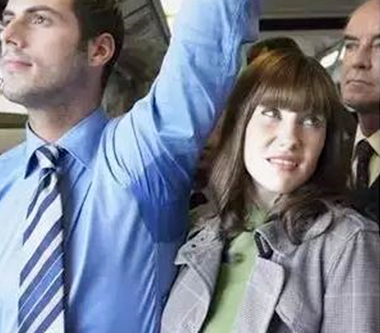 腋臭的症状有哪些表现